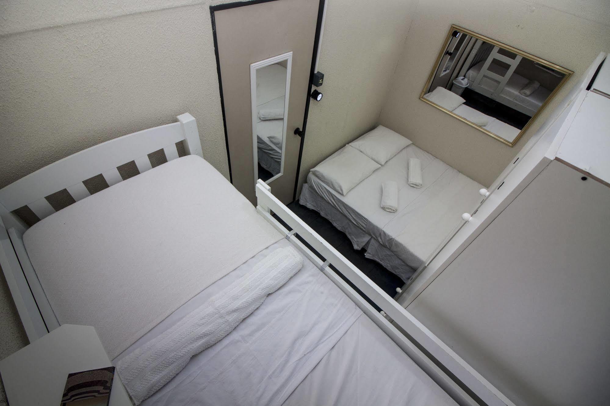 Rio Lapa Hostal *